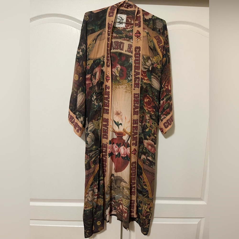 Market of stars Kimono (3) - (matching bottoms listed with a (3))